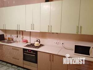 Коттедж 294м², 2-этажный, на длительный срок, 