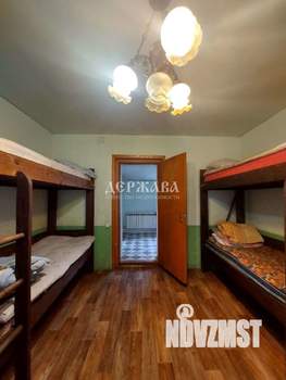Дом 1200м&sup2;, 1-этажный, на длительный срок, 