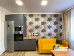 Дом 250м², 2-этажный, на длительный срок, 