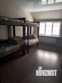 Коттедж 300м², 2-этажный, на длительный срок, 