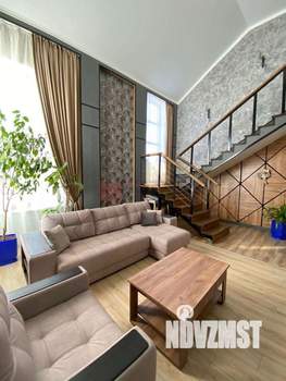 Дом 250м², 2-этажный, на длительный срок, 