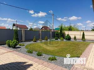 Коттедж 240м&sup2;, 1-этажный, на длительный срок, 