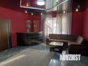 Коттедж 240м&sup2;, 1-этажный, на длительный срок, 