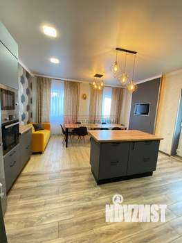 Дом 250м², 2-этажный, на длительный срок, 