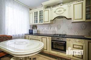 Дом 199м&sup2;, 2-этажный, участок 3 сот.  