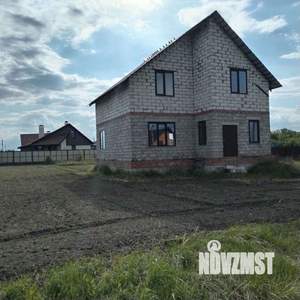 Коттедж 145м&sup2;, 2-этажный, участок 15 сот.  