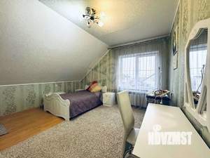 Дом 284м&sup2;, 2-этажный, участок 15 сот.  