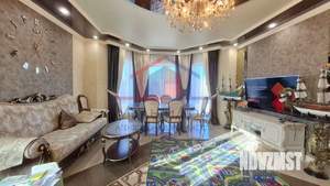Коттедж 214м&sup2;, 2-этажный, участок 16 сот.  