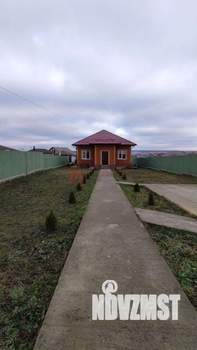 Дом 105м&sup2;, 1-этажный, участок 9 сот.  