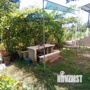 Дом 30м², 2-этажный, участок 9 сот.  