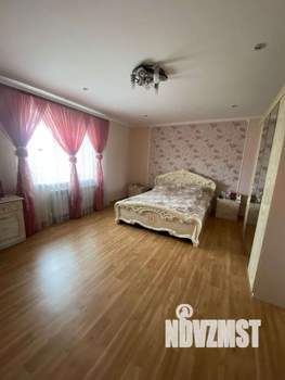 Коттедж 205м&sup2;, 2-этажный, участок 16 сот.  