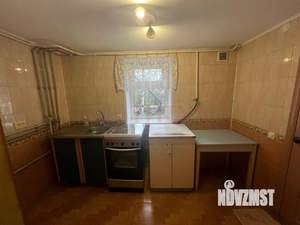 Дом 90м&sup2;, 2-этажный, участок 10 сот.  