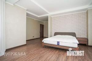 Коттедж 370м&sup2;, 3-этажный, участок 15 сот.  