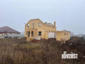 Дом 180м&sup2;, 2-этажный, участок 15 сот.  