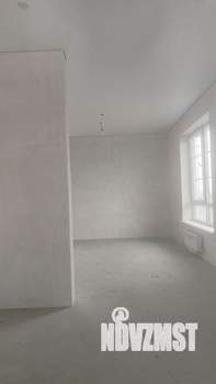 Дом 160м&sup2;, 2-этажный, участок 10 сот.  