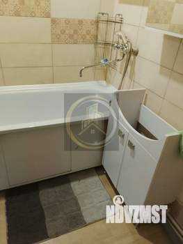 Дом 61м&sup2;, 2-этажный, участок 7 сот.  