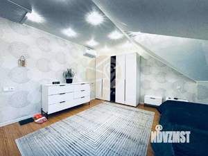 Дом 284м&sup2;, 2-этажный, участок 15 сот.  