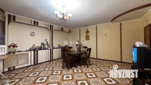 Дом 404м&sup2;, 2-этажный, участок 12 сот.  