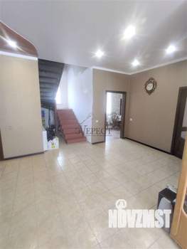 Коттедж 170м&sup2;, 2-этажный, участок 15 сот.  