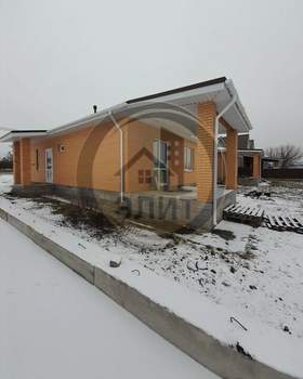 Дом 110м&sup2;, 1-этажный, участок 8 сот.  
