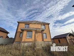 Дом 218м&sup2;, 2-этажный, участок 15 сот.  