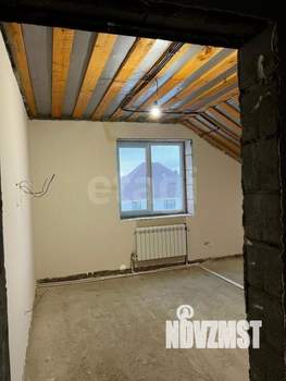 Дом 240м&sup2;, 2-этажный, участок 15 сот.  