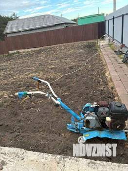 Дом 100м², 2-этажный, участок 10 сот.  