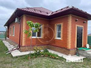 Дом 105м&sup2;, 2-этажный, участок 9 сот.  