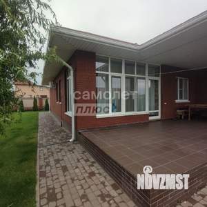 Коттедж 272м&sup2;, 2-этажный, участок 17 сот.  