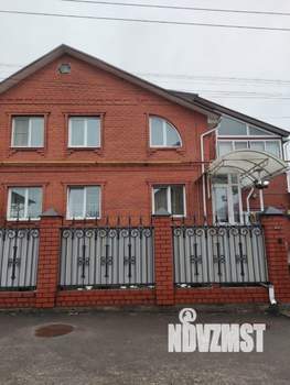 Коттедж 285м&sup2;, 2-этажный, участок 8 сот.  