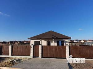 Дом 140м&sup2;, 2-этажный, участок 10 сот.  