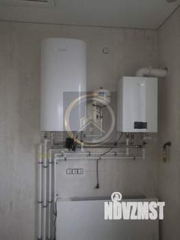 Дом 140м&sup2;, 2-этажный, участок 10 сот.  