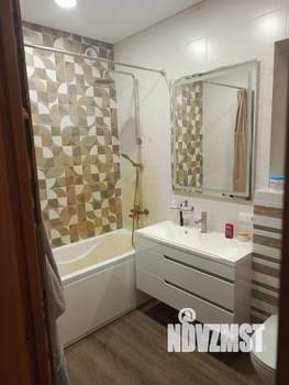 Дом 100м², 2-этажный, участок 6 сот.  