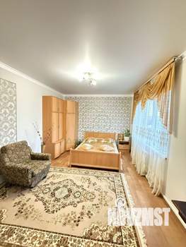 Дом 150м&sup2;, 2-этажный, участок 7 сот.  