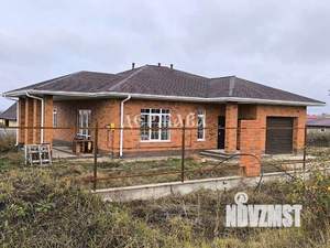 Коттедж 170м&sup2;, 1-этажный, участок 9 сот.  