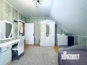 Дом 284м&sup2;, 2-этажный, участок 15 сот.  