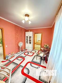 Дом 150м&sup2;, 2-этажный, участок 7 сот.  