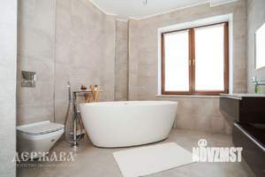 Коттедж 370м&sup2;, 3-этажный, участок 15 сот.  