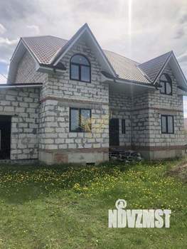 Дом 220м&sup2;, 2-этажный, участок 15 сот.  