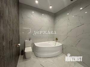 Коттедж 204м&sup2;, 1-этажный, участок 9 сот.  