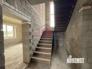 Коттедж 207м&sup2;, 2-этажный, участок 20 сот.  