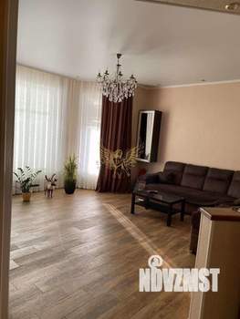 Дом 144м&sup2;, 2-этажный, участок 15 сот.  