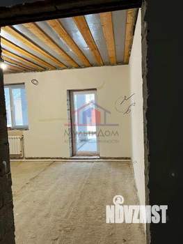 Дом 240м&sup2;, 2-этажный, участок 15 сот.  