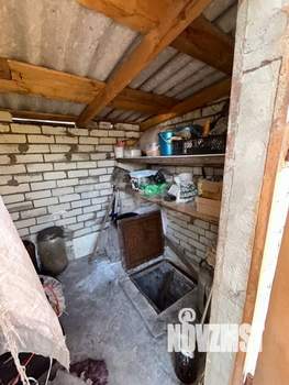 Дом 10м², 2-этажный, участок 8 сот.  