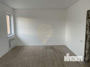 Дом 110м², 2-этажный, участок 10 сот.  