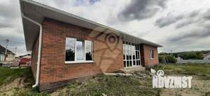 Дом 180м&sup2;, 1-этажный, участок 15 сот.  