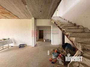Дом 385м&sup2;, 2-этажный, участок 10 сот.  