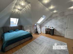 Коттедж 284м&sup2;, 3-этажный, участок 15 сот.  
