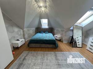 Коттедж 284м&sup2;, 3-этажный, участок 15 сот.  