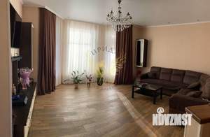 Дом 144м&sup2;, 2-этажный, участок 15 сот.  